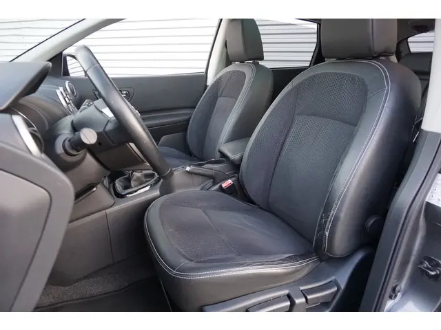 Nissan QASHQAI 1.6 360 2013 Benzine 9