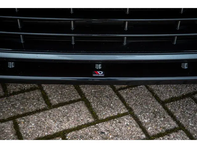 Volkswagen Golf 2.0 TSI 4Motion R 2017 Benzine 34