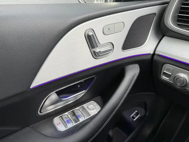 Mercedes-Benz GLE 350 de 4MATIC AMG 2023 Hybride Diesel 9