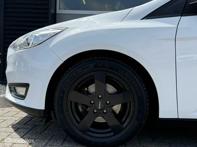 Ford Focus Wagon 1.0 Trend Edition 2015 Benzine 7