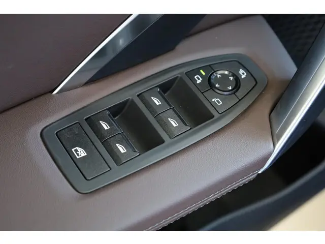 BMW iX1 eDrive20 2025 Elektrisch 24