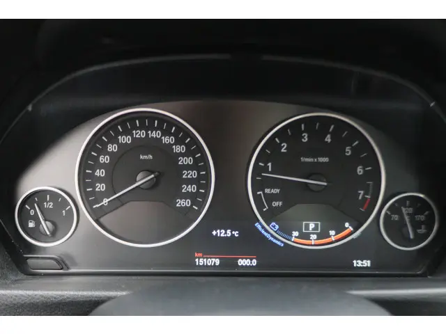 BMW 3 Serie 320i High Executive 2015 Benzine 4