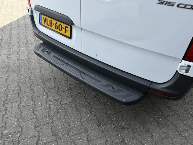 Mercedes-Benz Sprinter 315 1.9 CDI L3H2 2021 Diesel 19