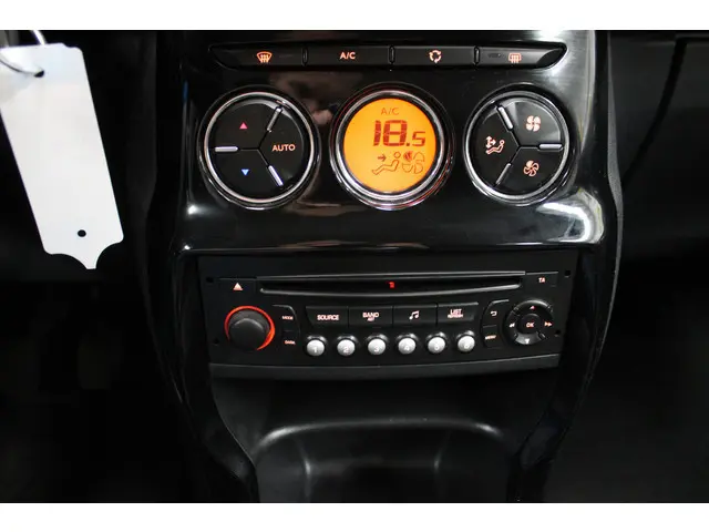 Citroën C3 1.0 VTi Collection 2014 Benzine 11