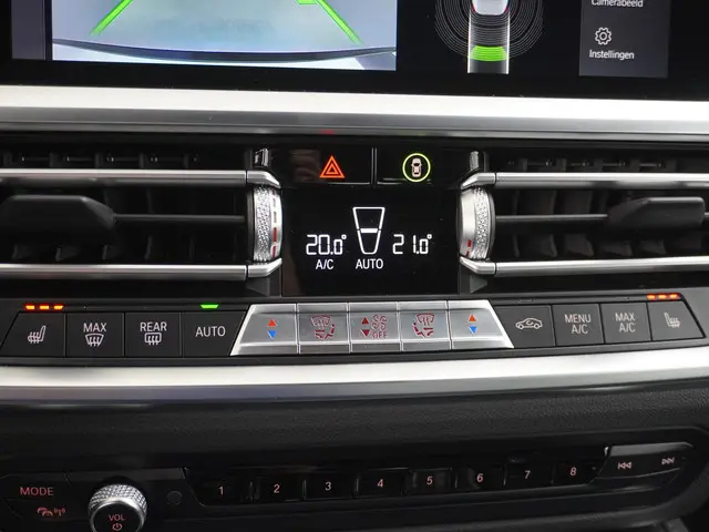 BMW 4 Serie Cabrio 420i High Executive 2021 Benzine 39