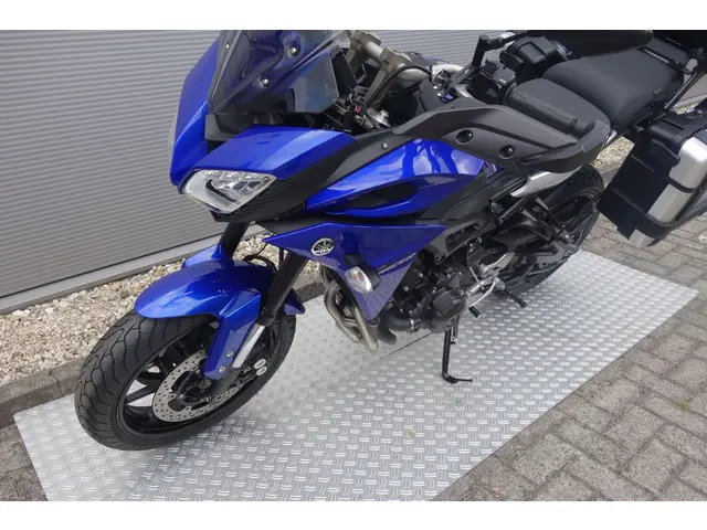 Yamaha TRACER 900 ABS 2017 Benzine 37