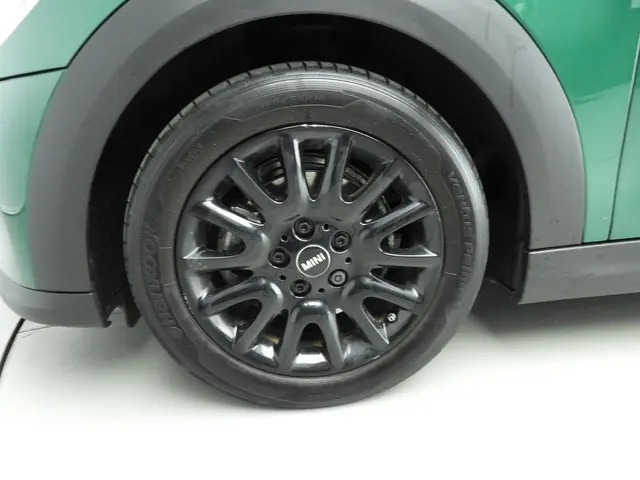 MINI 3-Deurs Cooper 2021 Benzine 31