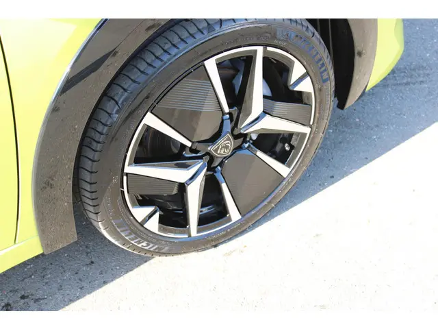 Peugeot e-208 EV GT 51 kWh 2025 Elektrisch 6
