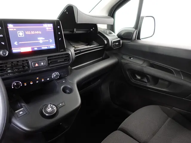 Citroën Berlingo 130PK Automaat L2 2023 Diesel 28