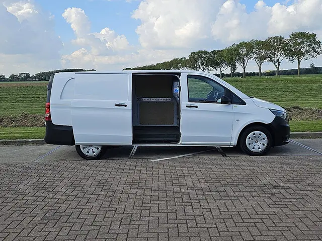 Mercedes-Benz Vito 114 2021 Diesel 12