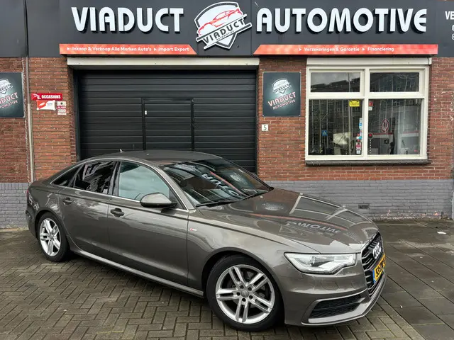 Audi A6 Limousine 2.0 TFSI S-Line Edition 2013 Benzine