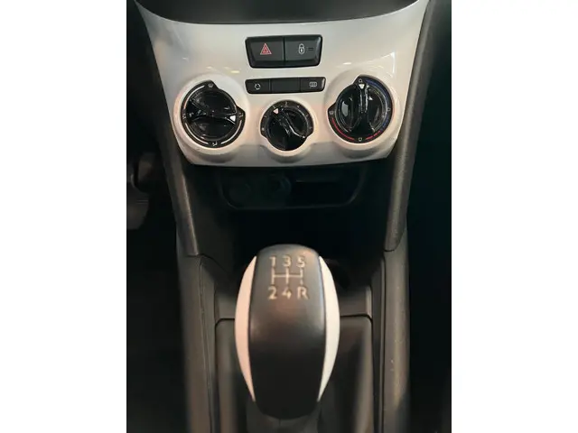 Peugeot 208 1.2 PureTech Like VERKOCHT 2018 Benzine 15