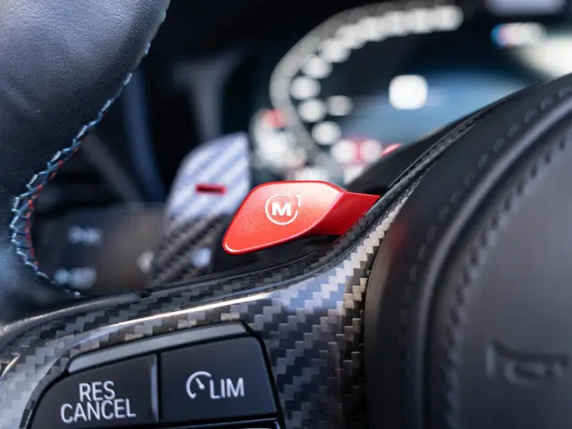 BMW M4 Cabrio xDrive Competition 2022 Benzine 28