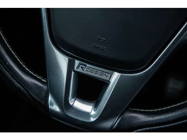 Volvo V40 2.0 T4 Business Sport 2017 Benzine 22