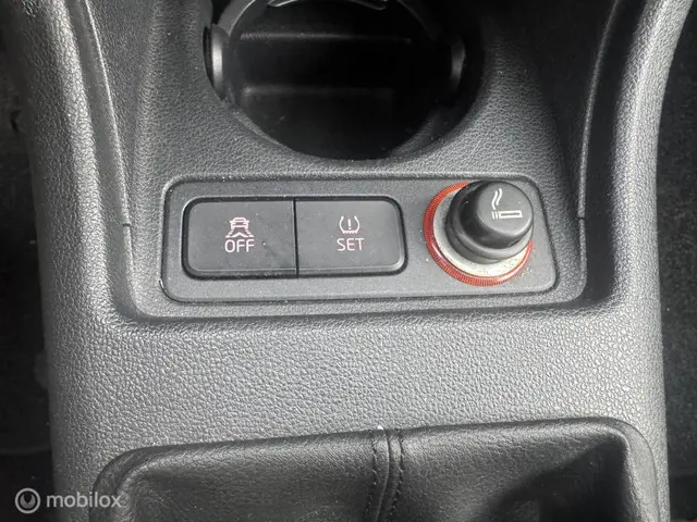 Volkswagen up! 1.0 move up! BlueMotion 2015 Benzine 16