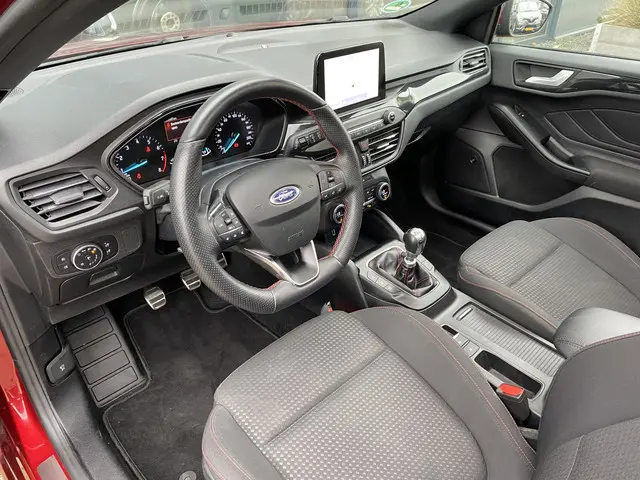 Ford Focus 1.0 EcoBoost ST Line Business 2020 Benzine 13