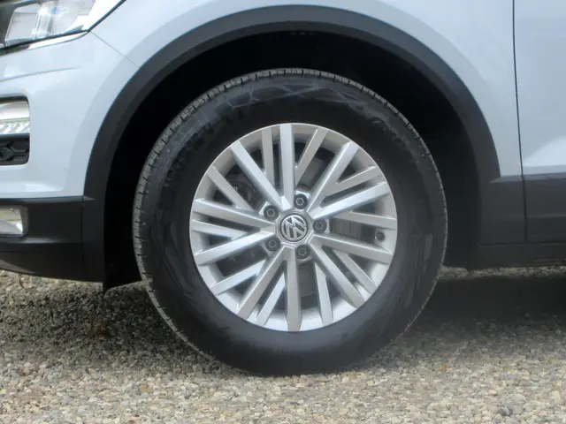 Volkswagen T-Roc 1.0 TSI Style *Navi*ECC* 2018 Benzine 11