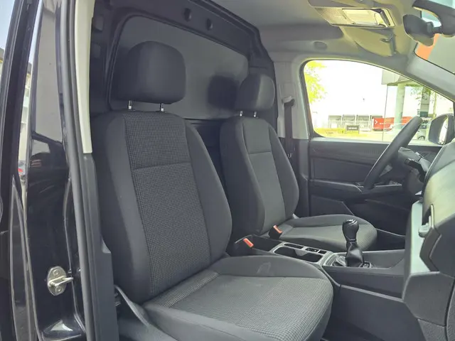 Volkswagen Caddy Cargo 1.5 TSI 2022 Benzine 17
