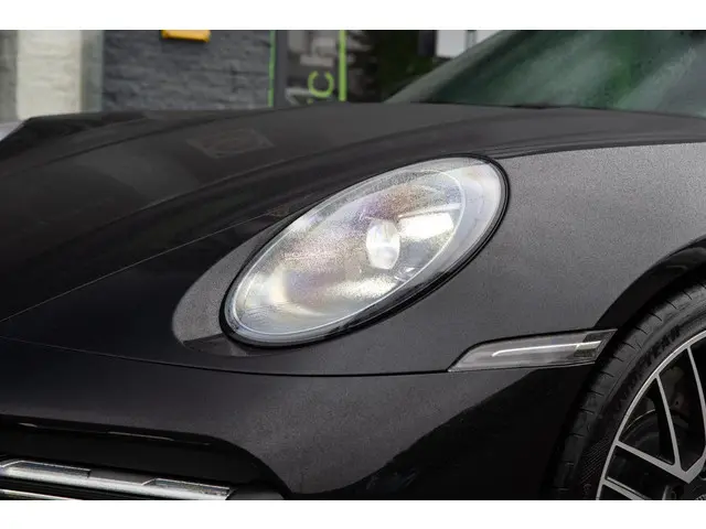 Porsche 911 3.8 Turbo 2021 Benzine 37
