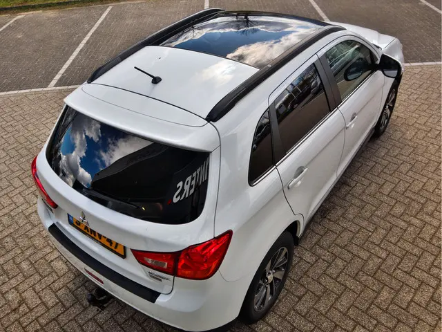 Mitsubishi ASX 1.6 Cleartec Intense+ 2014 Benzine 4