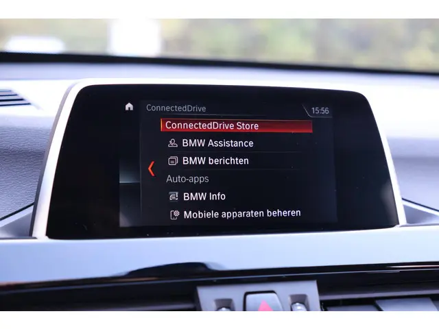 BMW X1 sDrive18i 2019 Benzine 37