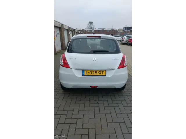 Suzuki Swift 1.2 Style EASSS 2016 Benzine 5