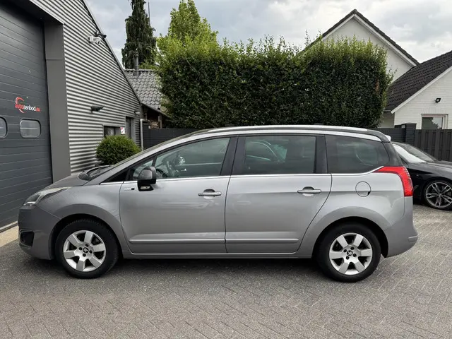 Peugeot 5008 1.2 PureTech Style 7p. 2015 Benzine 5