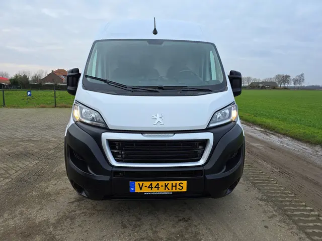 Peugeot Boxer 2.2 BlueHDi L2 H2 3.5T 2023 Diesel 9