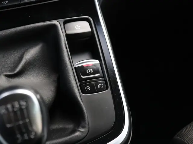 Renault Grand Scénic 1.2 TCe Bose 2017 Benzine 22