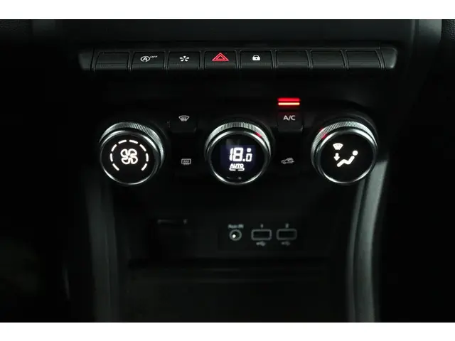 Renault Captur 1.3 TCe 140 Intens 2022 Benzine 19