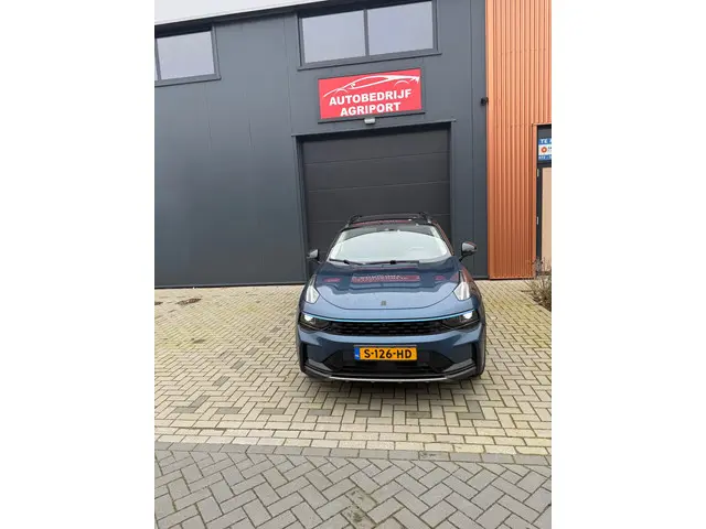 Lynk & Co 01 1.5 2023 Hybride Benzine 2