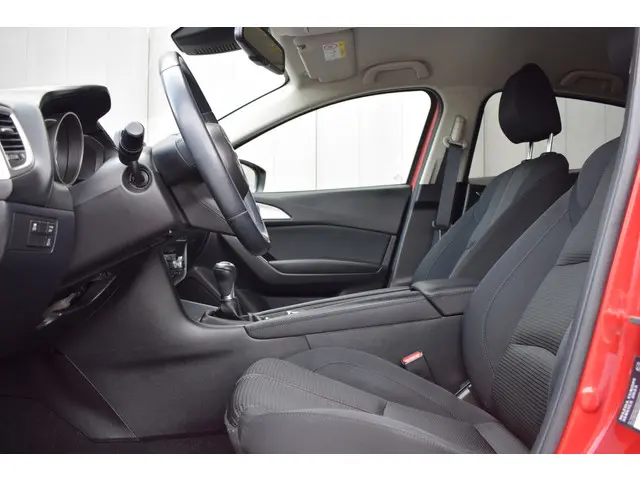 Mazda 3 2.0 SkyActiv-G 120 GT-M 2017 Benzine 7