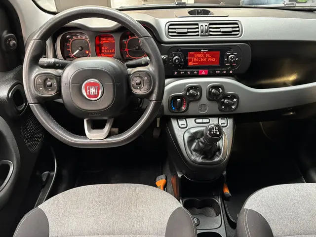 Fiat Panda 1.2 Lounge / Airco 2018 Benzine 16