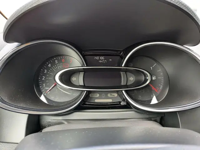 Renault Clio Estate 0.9 TCe CARPLAY+AUTO+1E.EIG 2020 Benzine 9