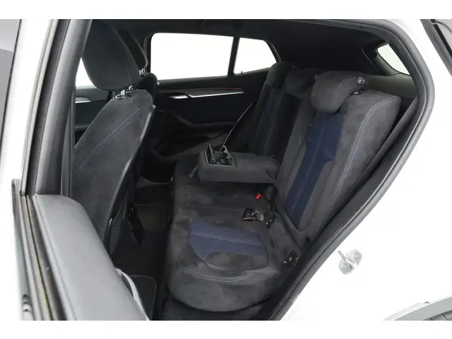 BMW X2 sDrive18i M Sport 2019 Benzine 35