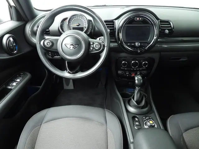 MINI Clubman 1.5 One Salt Business 2018 Benzine 10