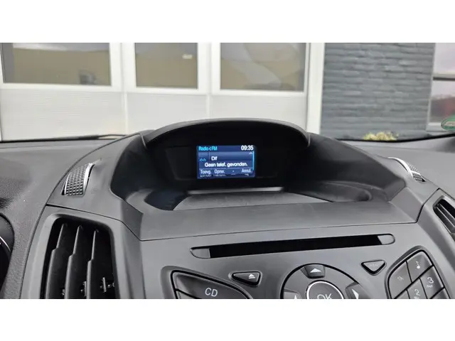 Ford Kuga 1.5 Trend 2016 Benzine 18