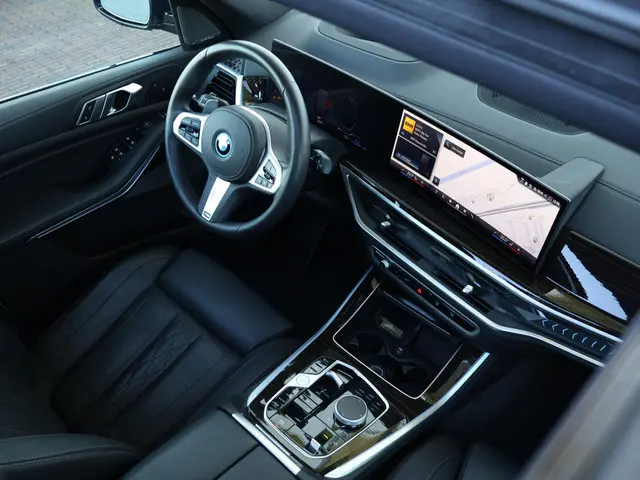 BMW X5 xDrive50e 2025 Hybride Benzine 73