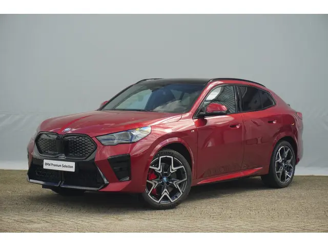 BMW iX2 xDrive30 2024 Elektrisch 25