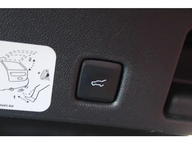 Ford Kuga 2.5 PHEV ST-Line X 2020 Hybride Benzine 35