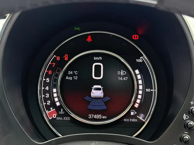 Fiat 500 1.0 Hybrid Rockstar 2021 Benzine 22