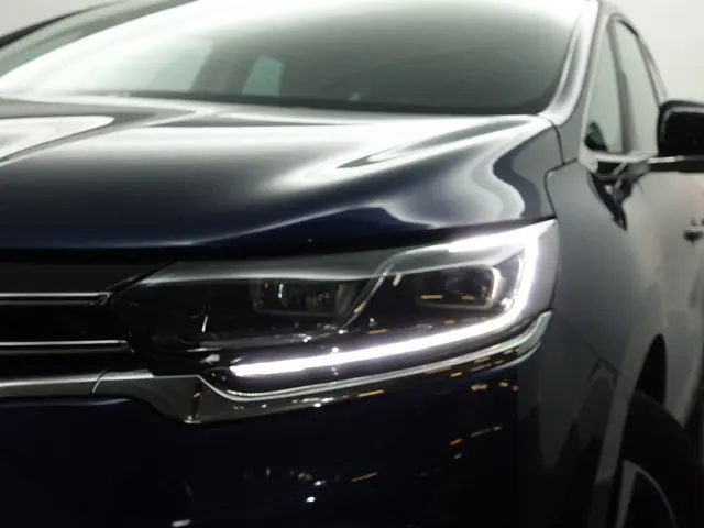 Renault Espace 1.8 TCe Intens Panoramic Aut- 2019 Benzine 30