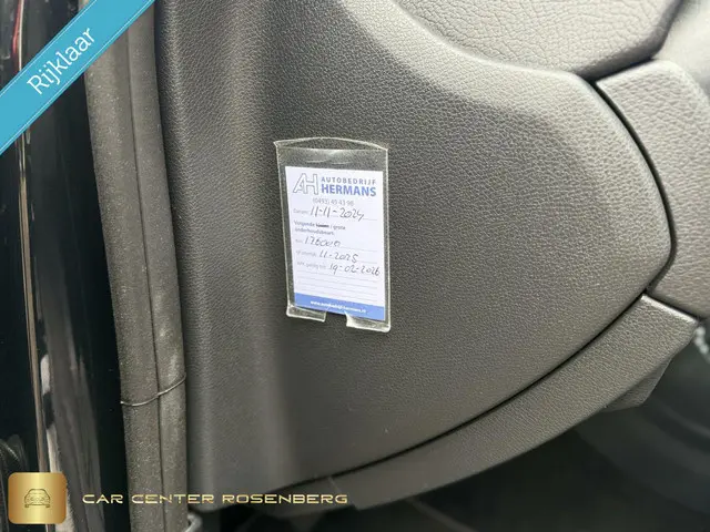 Mercedes-Benz CLA 180 Business Solution 2017 Benzine 15