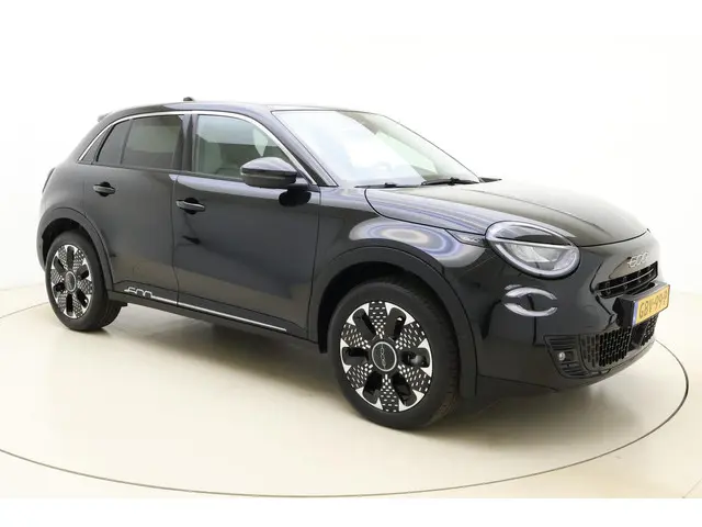 Fiat 600 1.2 Hybrid La Prima 2024 Benzine 8