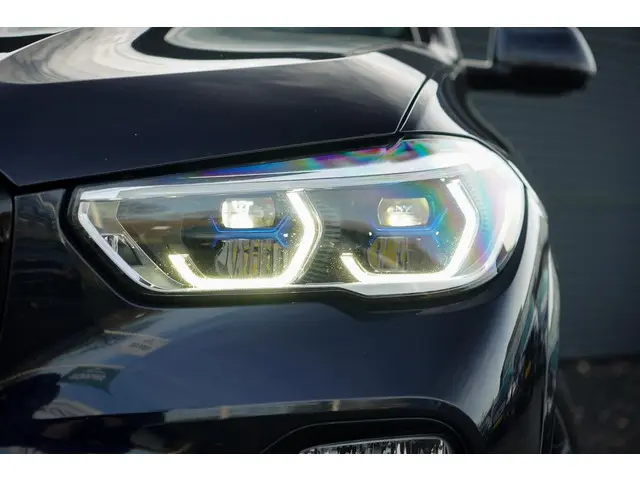 BMW X5 xDrive30d High Executive 2019 Diesel 27