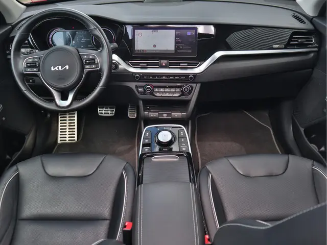 Kia e-Niro ExecutiveLine 64 kWh 3-Fase 2022 Elektrisch 16