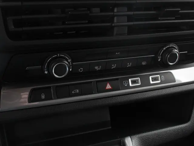 Opel Vivaro 2.0 BlueHDi 180 S&S L3 Automaat 2024 Diesel 20