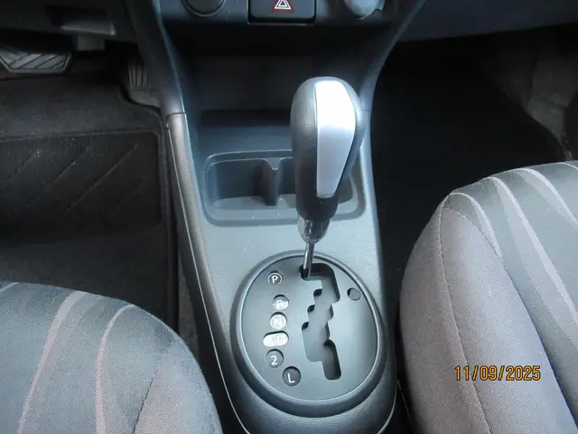 Nissan Pixo 1.0 Look 2013 Benzine 11