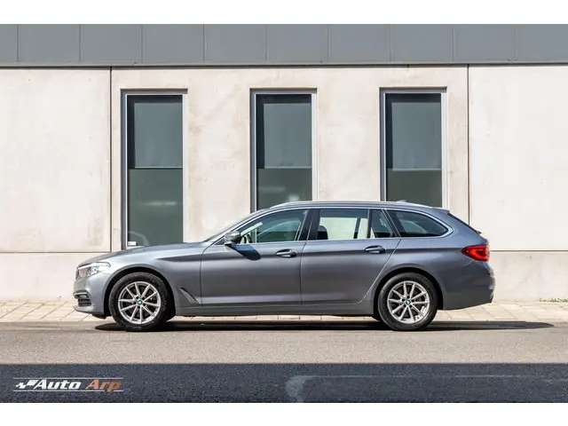 BMW 5 Serie Touring 520d xDrive Executive 2018 Diesel 11
