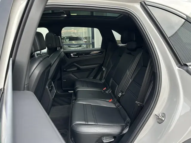 Porsche Cayenne 3.0 E-Hybrid 2021 Hybride Benzine 66